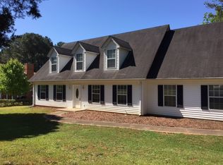 5002 Arcado Rd, Lilburn, GA 30047