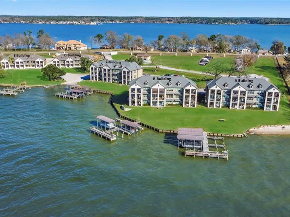 2112 Fm 3186 #E1, Onalaska, TX 77360