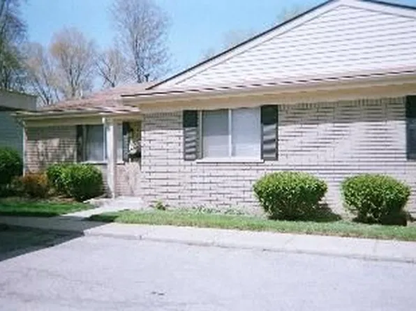 26596 Franklin Pointe Dr #1, Southfield, MI 48034