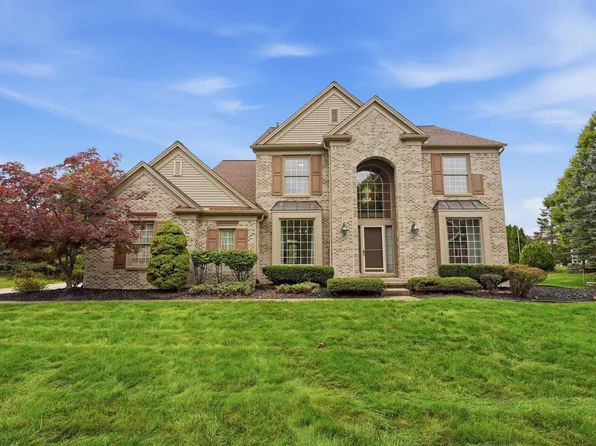 137 Queen Anne Dr, Canton, MI 48187