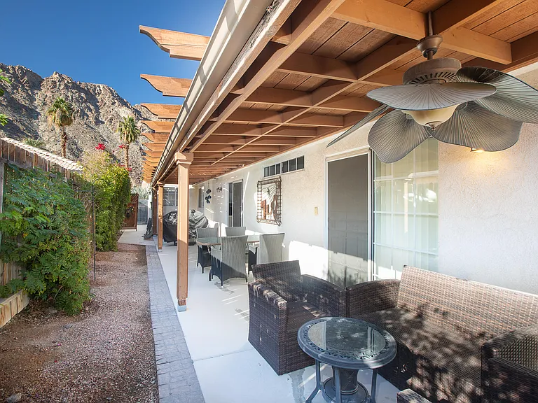 51880 Avenida Madero #51880 — Photo 17