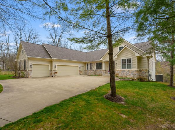 6229 E Bay Ln, Richland, MI 49083