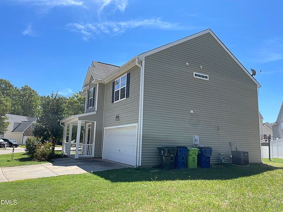 3rd image of 8548 Boysenberry Ln