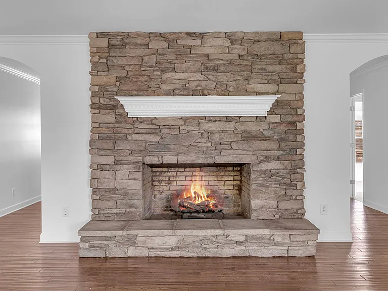 4861 Bethesda Rd — Photo 8