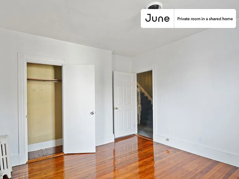 4 Haskell St #C — Photo 6