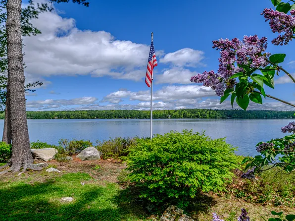 22 and 23 Fairturn Acres, Oxford, ME 04270