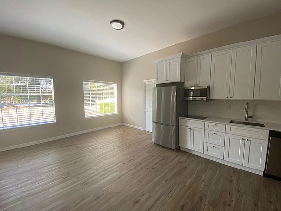 5th image of 9621 214th Ave E Unit C