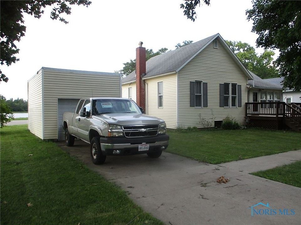 1st image of 812 W North St