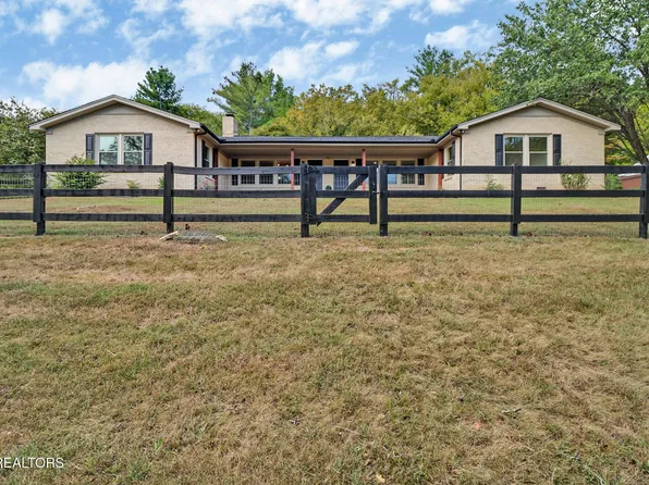 715 N Murray St, Gainesboro, TN 38562