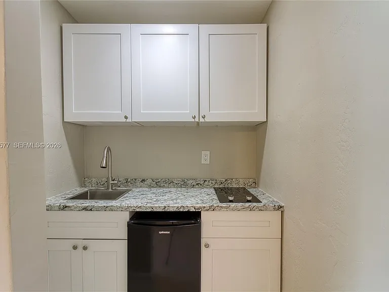 6620 NW 21st Ct — Photo 33