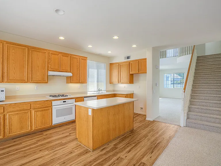 2938 W Canyon Ave W — Photo 10