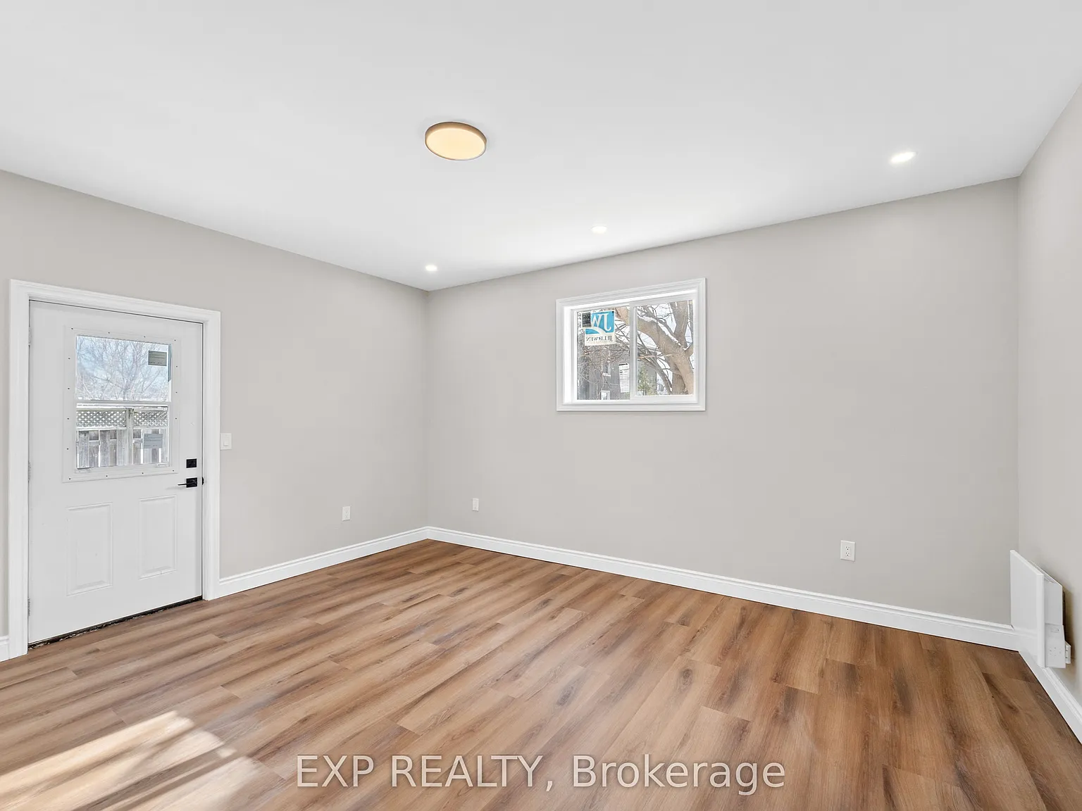 2 bed, $1,950 — Photo 2