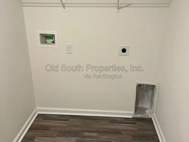 8772 Schooner Ln — Photo 10