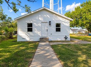 1301 E Grove St, Kaufman, TX 75142