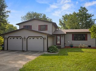 603 Dianne Ct, Mahomet, IL
