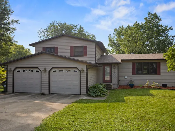 603 Dianne Ct, Mahomet, IL 61853