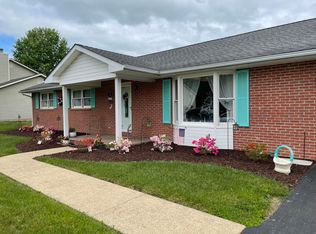 208 Dustys Rd, Covington, VA 24426