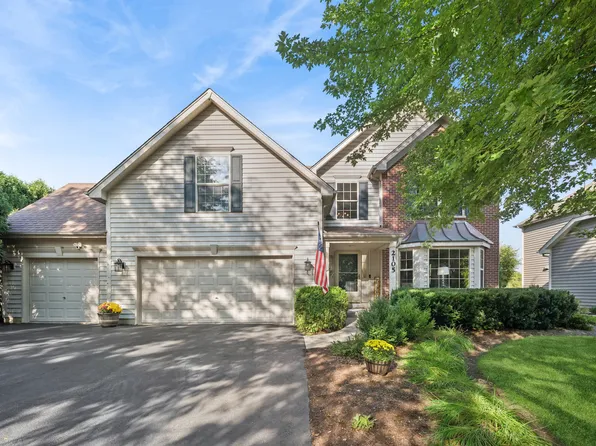 2105 Bent Tree Dr, Geneva, IL 60134