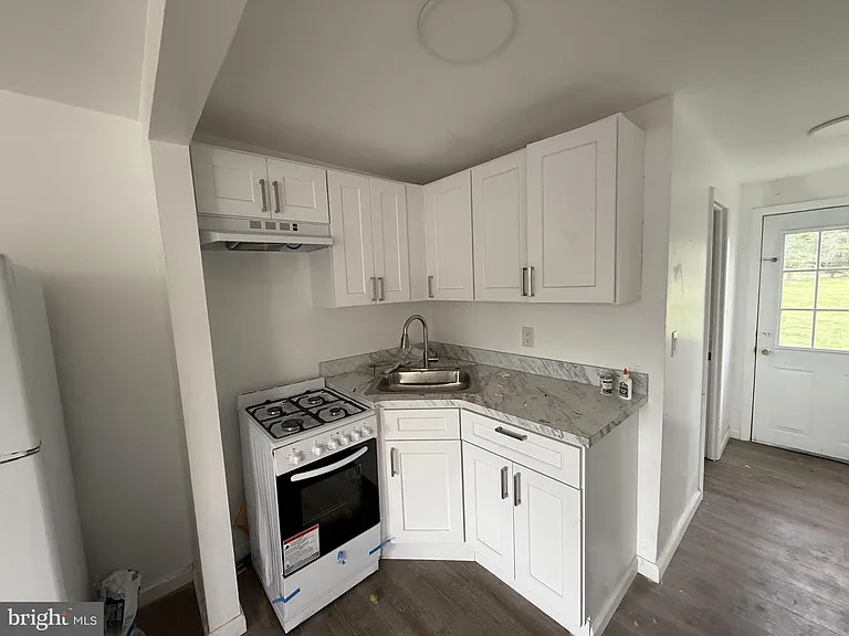 124 S Main St #2 — Photo 10