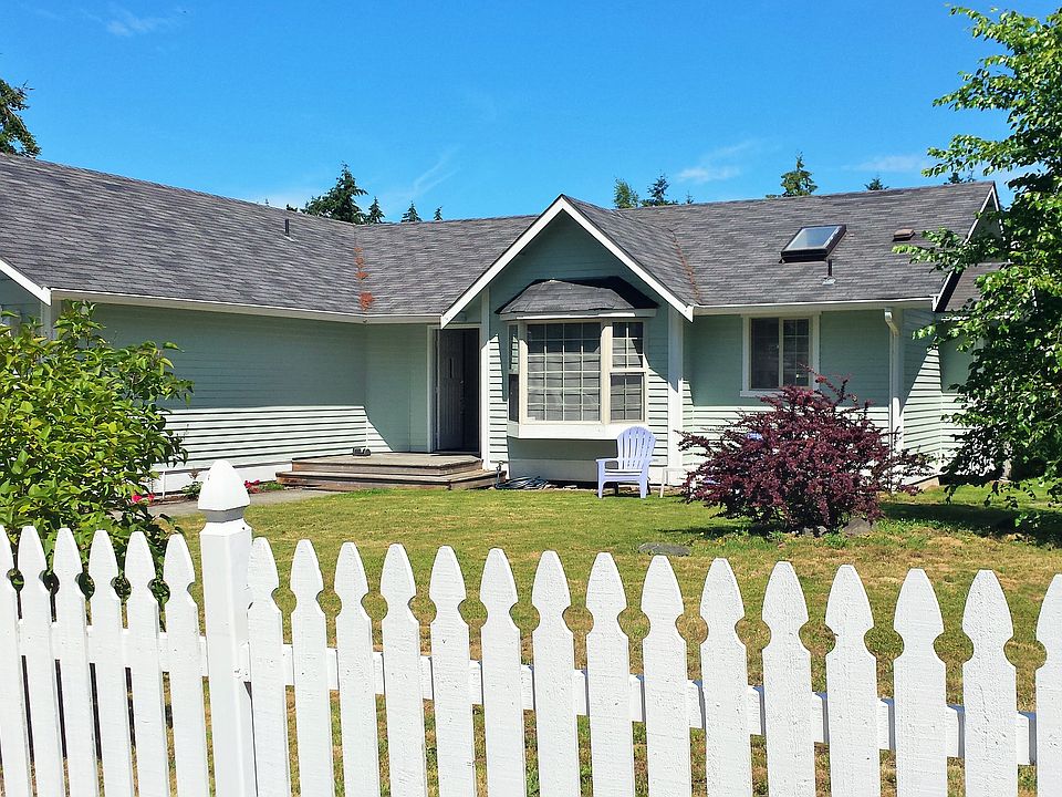 Cozy Fir Circle Neighborhood