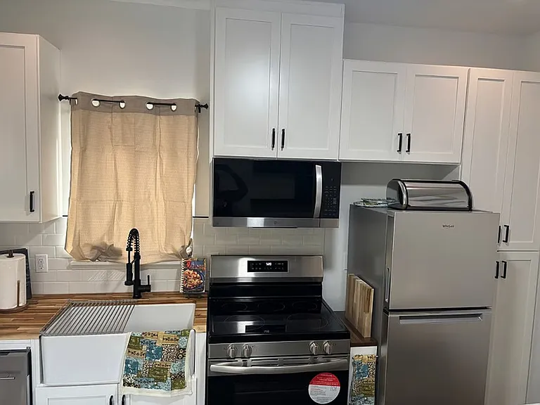 3413 Delphinium Way — Photo 2
