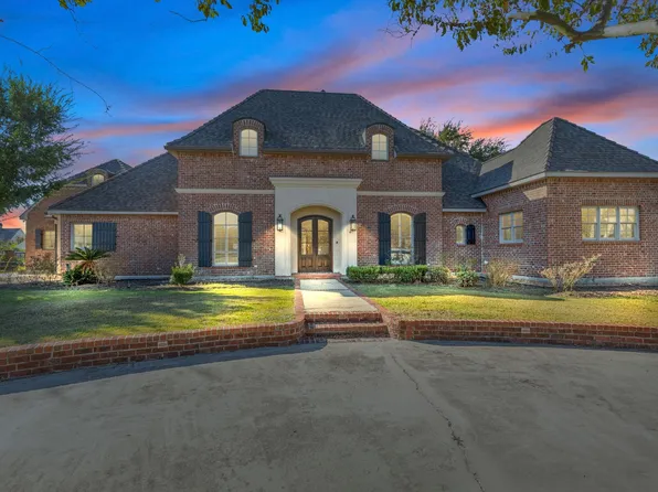 308 Oakley Dr, Sulphur, LA 70663