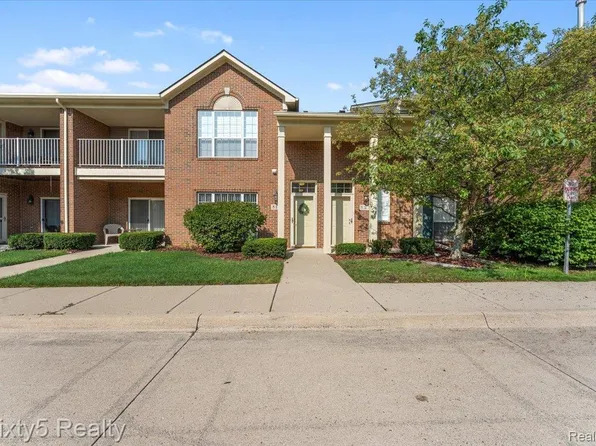 519 Mulberry St #33, Wyandotte, MI 48192