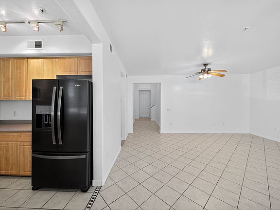 5th image of 615 E Portland St Unit 257
