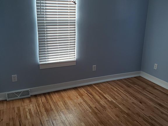 Bedroom #1