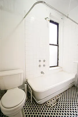 Rented by DSA Realty | media 21