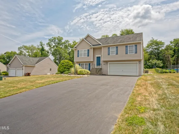 50 Sandy Lane, Selkirk, NY 12158