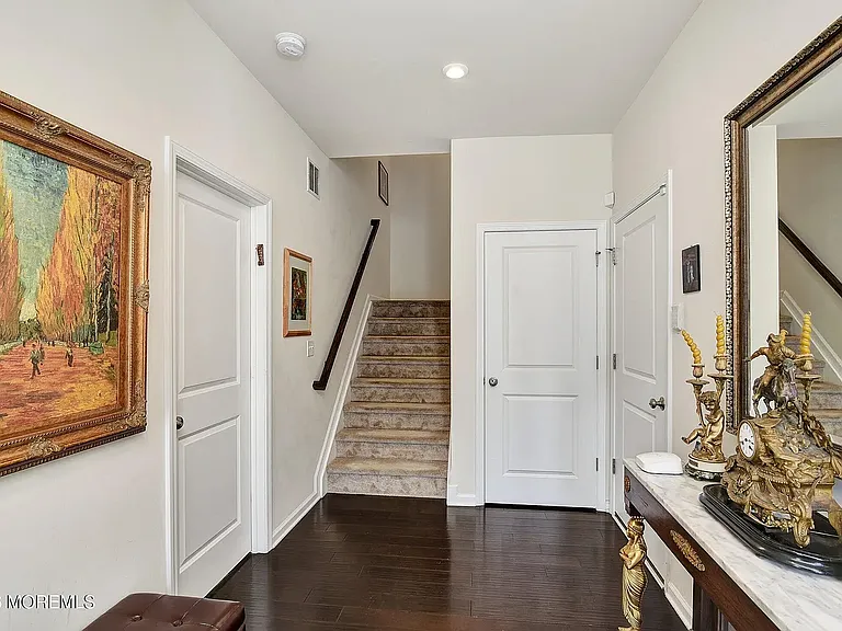 1901 Evans Ln — Photo 8