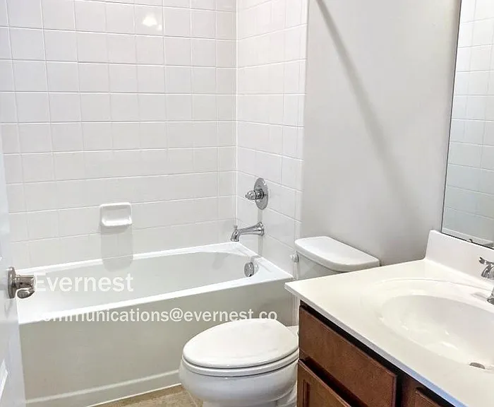 8433 Devries Ln — Photo 9