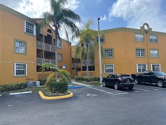 2nd image of 9735 Fontainebleau Blvd APT 111G