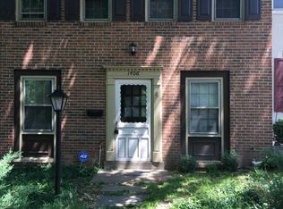 1406 Deerfield Ln, Woodbridge, VA 22191