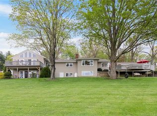 15 Chicken Hill Ln, New Milford, CT 06776