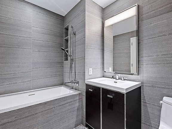 4th image of 252 South St #10J