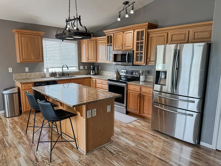 2869 Sophia Way — Photo 3