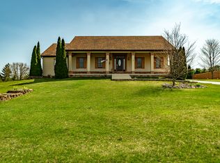 2007 E County Line Rd, Springfield, OH 45502