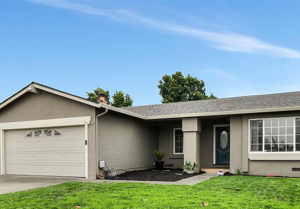 1st image of 35017 Hollyhock St