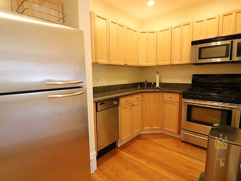 310 Shawmut Ave #2 — Photo 5