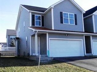 30 Amalia Ln, Rensselaer, NY 12144
