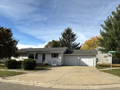 401 Shumway St, Lena, IL, 61048