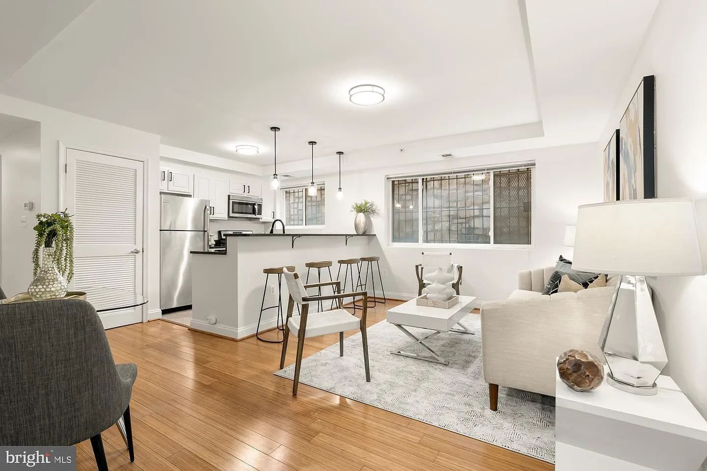 1 bed, 616 sqft, $2,250 — Photo 4
