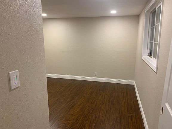 5th image of 2278 Capitol Ave