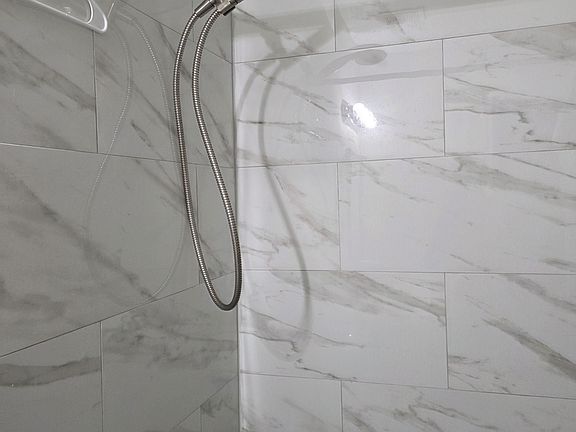 4th image of 1317 Roosevelt Blvd #2