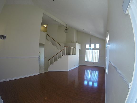 4th image of 11436 Winery Dr