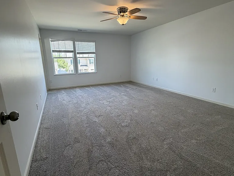 3549 Saddlebrook Dr — Photo 19
