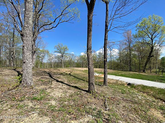 2nd image of Hunter Hills Dr
