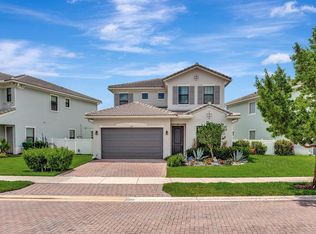 3851 NW 87th Way, Coral Springs, FL 33065